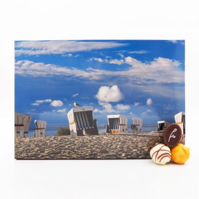 Fotokarton Strandkörbe im Sommer- Sonnenschein mit 24 Trüffeln 