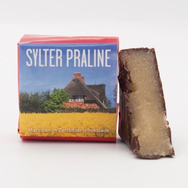 Sylter Praline: Marzipan in Zartbitterschokolade